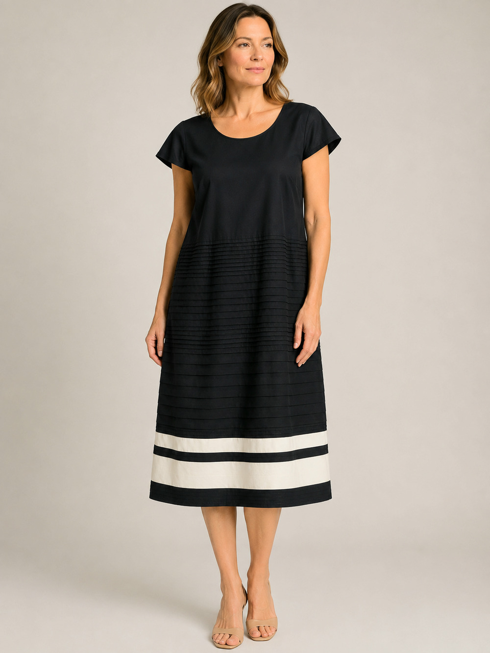 MAX MARA WEEKEND Dress Oversized 4 Pintucks Light Black Ecru Grosgrain Lagenlook